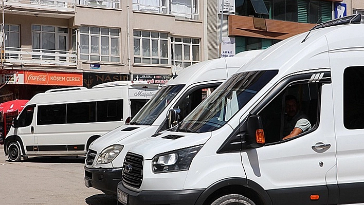 Elazığ'da minibüsler kızardı!
