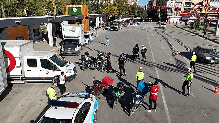 Elazığ'da motosikletlilere sıkı denetim