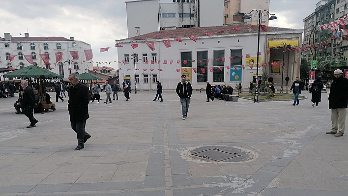 Elazığ'da Ödemeler Başladı!  Uzun Kuyruklar Oluşmadan Yetişin