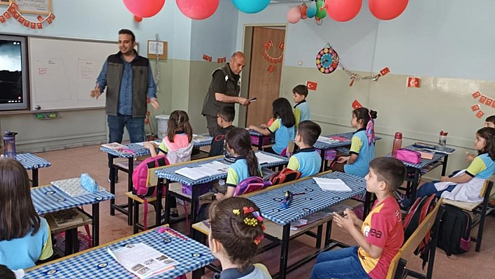 Elazığ'da Öğrencilere Orman Yangınları Öncesi Tedbirler Anlatıldı