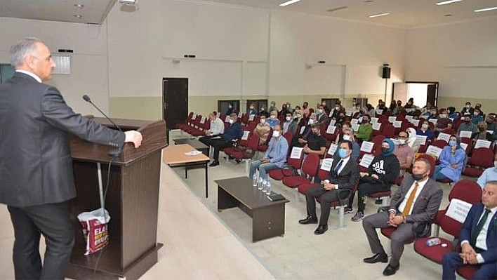 Elazığ'da okul müdürlerine proje eğitimleri veriliyor