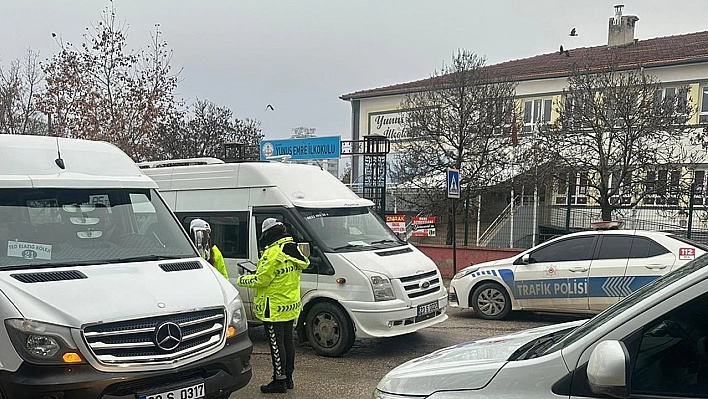 Elazığ'da Okul Önü Denetimleri Devam Ediyor