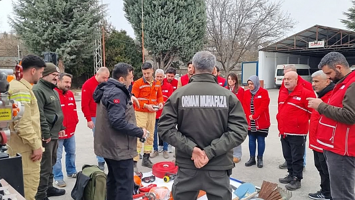 Elazığ'da orman yangınlarına müdahale eğitimi