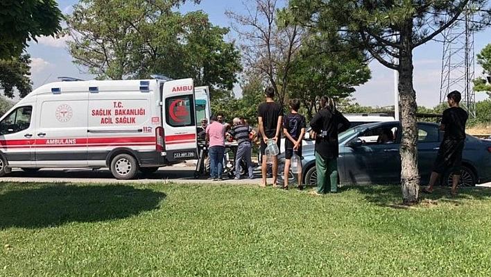 Elazığ'da Otomobilin Çarptığı Yaya Ağır Yaralandı