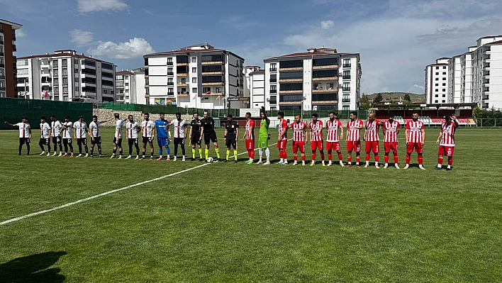 Elazığ'da Play-off heyecanı: Siverek Belediyespor penaltılarla tur atladı