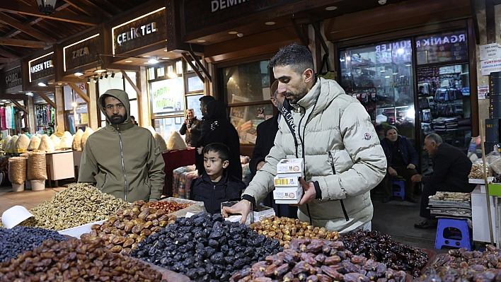 Elazığ'da Ramazan'ın Vazgeçilmezinin Fiyatını Gören Vatandaşlar 'Yok Artık' Diyor