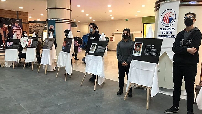 Elazığ'da Şehit Öğretmenler Unutulmadı