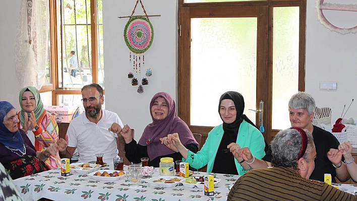 Elazığ'da Servis Hastalarına Yönelik Etkinlik