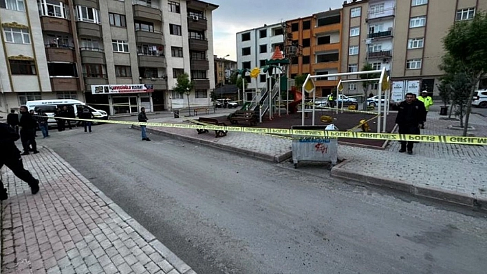 Elazığ'da Silahlı Saldırı: 1'i Ağır 3 Kişi Yaralandı