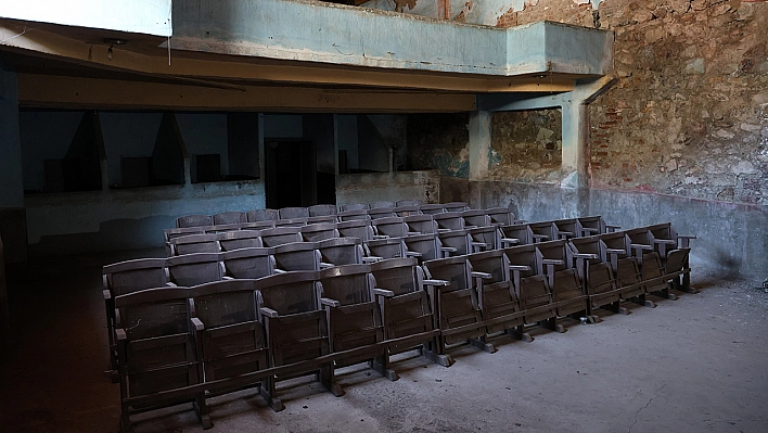 Elazığ'da Tarihi Sinema  Binası Turizme Kazandırılmayı Bekliyor