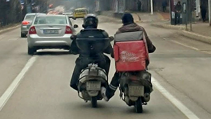 Elazığ'da tehlikeli yolculuk!