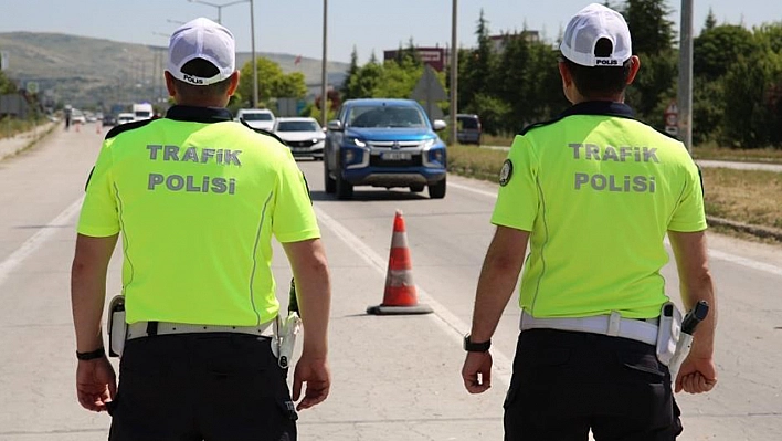 Elazığ'da Trafik Cezası Olanların Dikkatine! Ödeme Süresi İkiye Katlandı