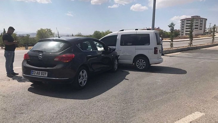 Elazığ'da trafik kazası: 1 yaralı