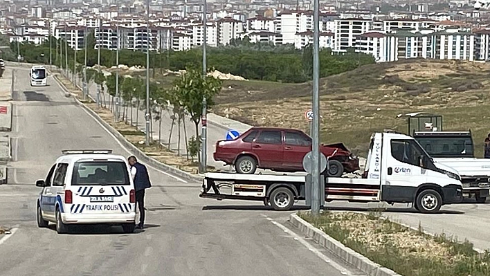 Elazığ'da Trafik Kazası: 1 Yaralı