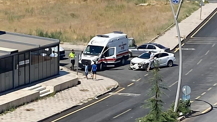 Elazığ'da trafik kazası: 1 yaralı