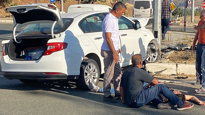 Elazığ'da trafik kazası: 2 yaralı