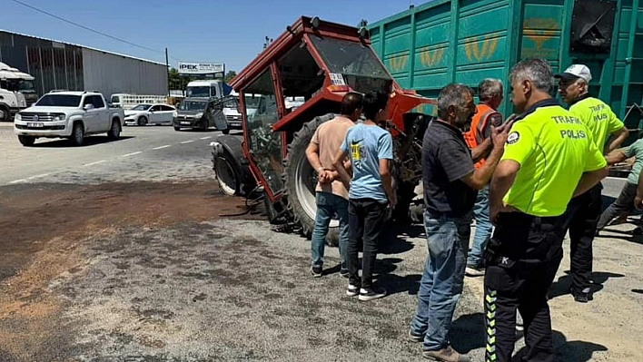 Elazığ'da traktör ile otomobil çarpıştı