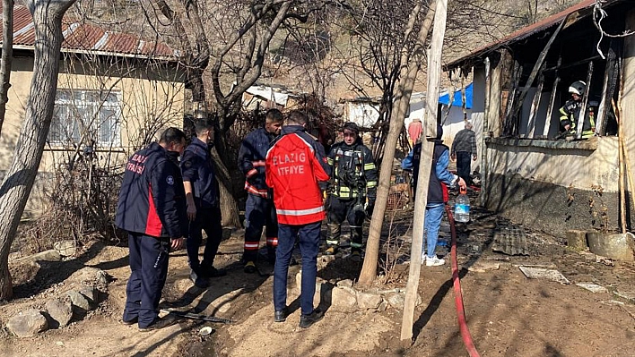 Elazığ'da yangın faciası genç kızı hayattan kopardı