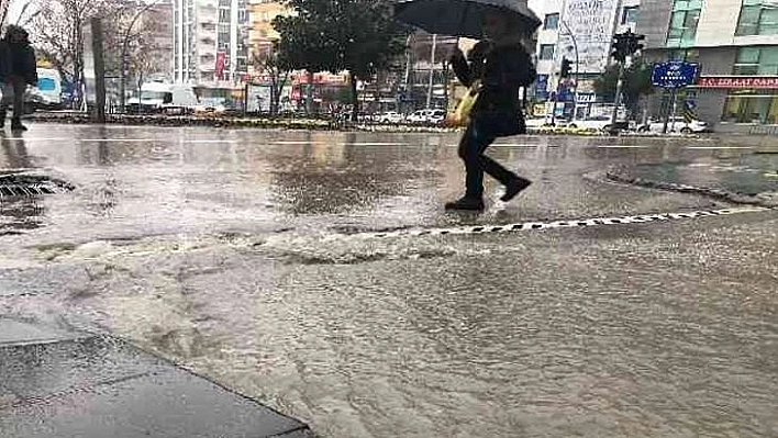 Elazığ Dahil 5 İl İçin Sağanak Yağış Uyarısı