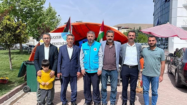 Elazığ'daki Kampanyada Elde Edilen 263 Bin lira Filistin'e Gönderildi