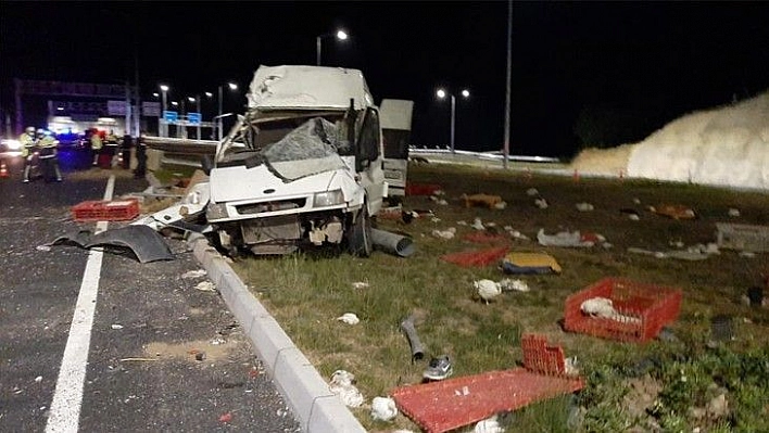 Elazığ'daki minibüs kazasında 1 kişi hayatını kaybetti