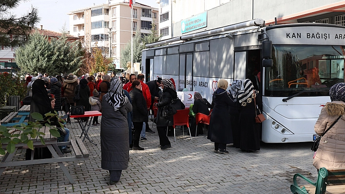 Elazığ Halk Eğitim Merkezi'nden Destek Kan Bağışı