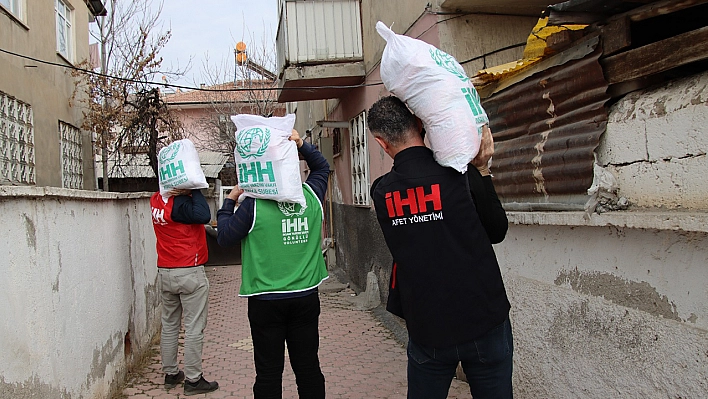 Elazığ İHH ramazan yardımlarını sürdürüyor