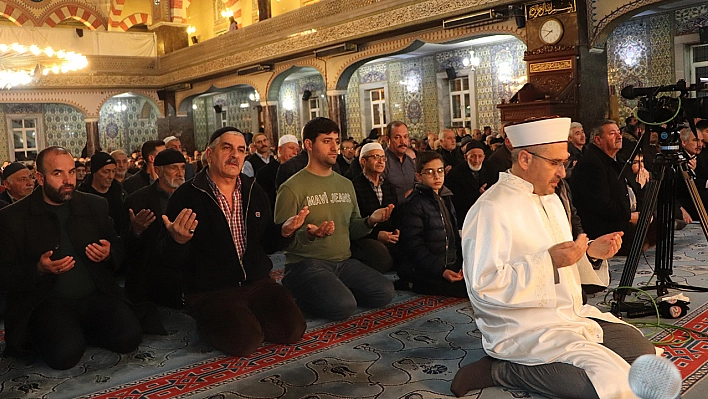 Elazığ İl Müftülüğü, Berat Gecesi'nde Mevlid-İ Şerif Programı Düzenledi