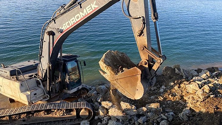 Elazığ İl Özel İdaresi,  Güvenli Ulaşım İçin Çalışmalarına Devam Ediyor