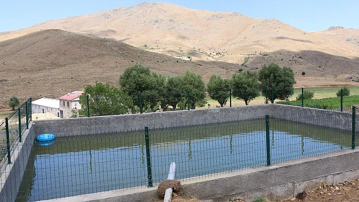 Elazığ İl Özel İdaresi Sivrice İlçesi Başkaynak ve Yedikardeş Köylerinde Sulama  Projesini  Hayata Geçirdi