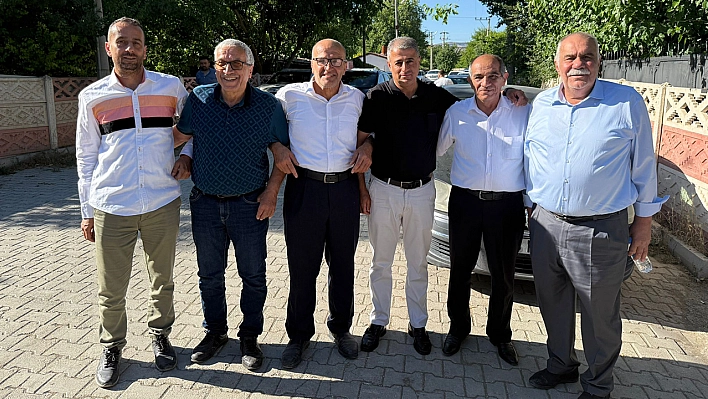 Elazığ'ın emektar otobüs şoförleri yıllar sonra bir araya geldi