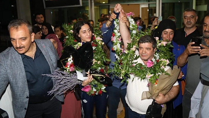 Elazığ'ın gururu Fenerbahçe'de!