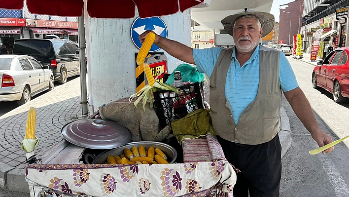 Elazığ'ın Sıcağı Onu İşinden Alıkoyamadı