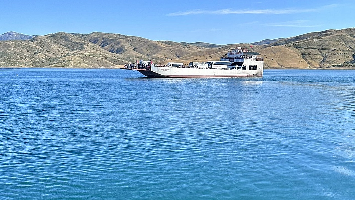 Elazığ-Pertek Feribotunda Acı Olay