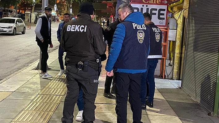 Elazığ Polisinin Şok Uygulamaları Sürüyor