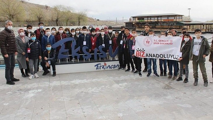 Elazığ ve Tuncelili gençler Erzincan'ı gezdi