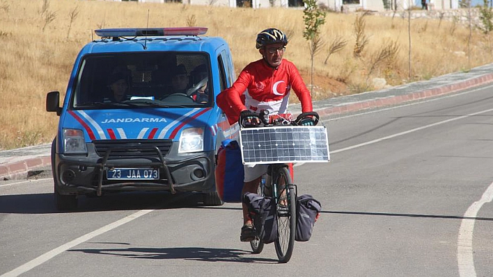 Elazığlı Şehit Polis Fethi Sekin Anısına Bin 500 Kilometre Pedal Çevirdi