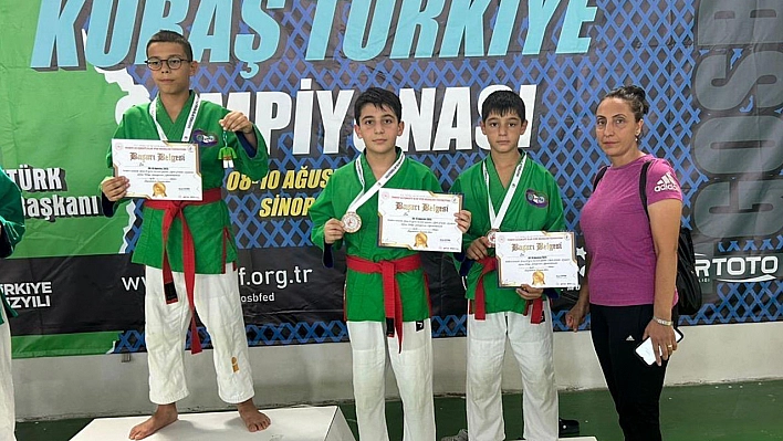 Elazığlı sporcu Umuthan Yağcı'dan madalya