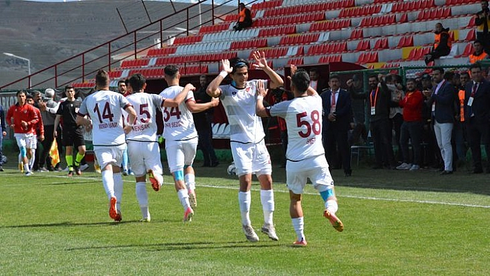 Elazığspor 36 attı, 51 yedi!