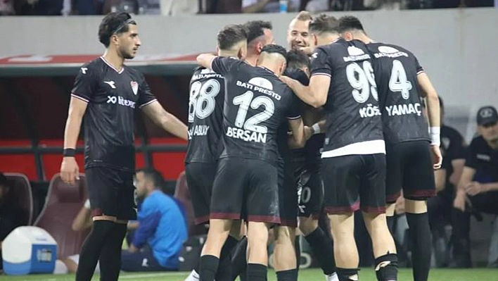 Elazığspor'dan Ayrılan Futbolcu Hangi Takımla Anlaştı?