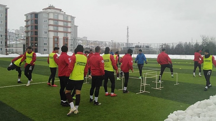 Elazığspor tam kadro çalıştı