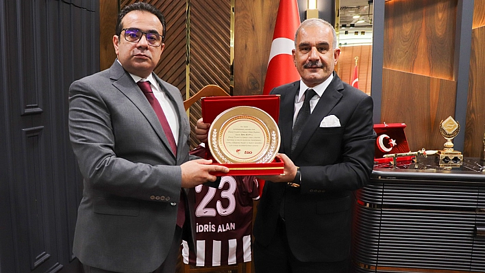 Elazığspordan başkan Alan'a anlamlı ziyaret