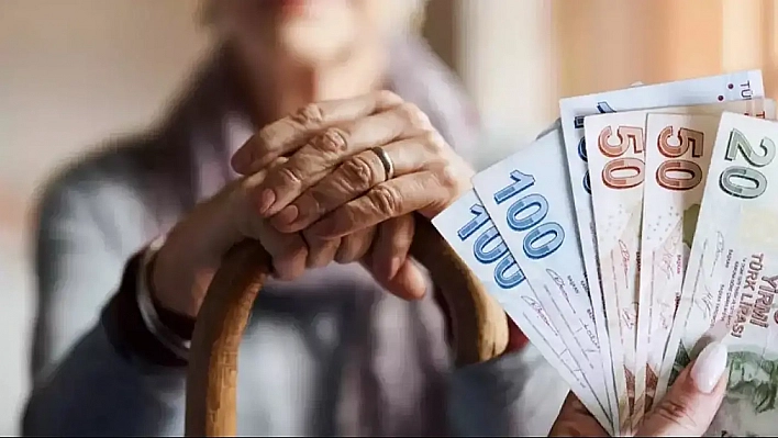 Emeklilerin bayram ikramiyesi ödeme tarihleri belli oldu