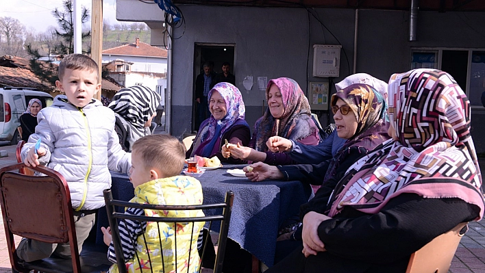 Erkeklerin Dışarı Çıkması Yasaklandı!