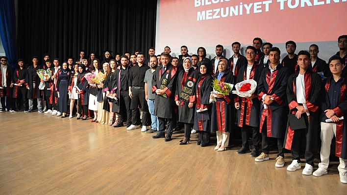 Fırat'ta mezuniyet heyecanı