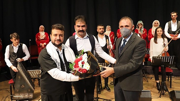 Fırat Üniversitesi Devlet Konservatuvarı 24 Kasım Öğretmenler Günü'nde Konser Verdi