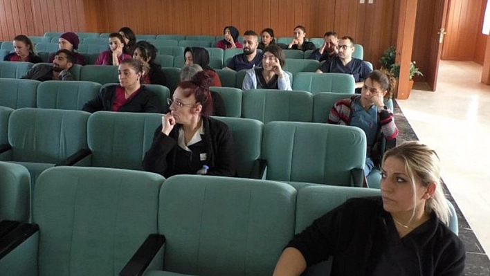 Fırat Üniversitesi Hastanesi Çalışanlarına 'Bulaşıcı Hastalıkların Önlenmesi ve Korunma Yolları' Konulu Eğitim Verildi