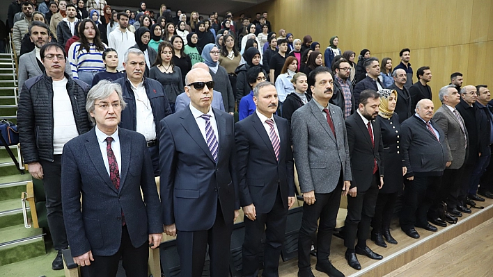 Fırat Üniversitesi'nde '109. Yılında Çanakkale Zaferi ve Sonrası' Konulu Konferans Düzenlendi