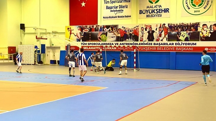 Futsal Turnuvası'nda şampiyon Malatya Büyükşehir Basın oldu