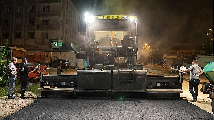 Gündoğdu Sokak'ta asfalt yenileniyor